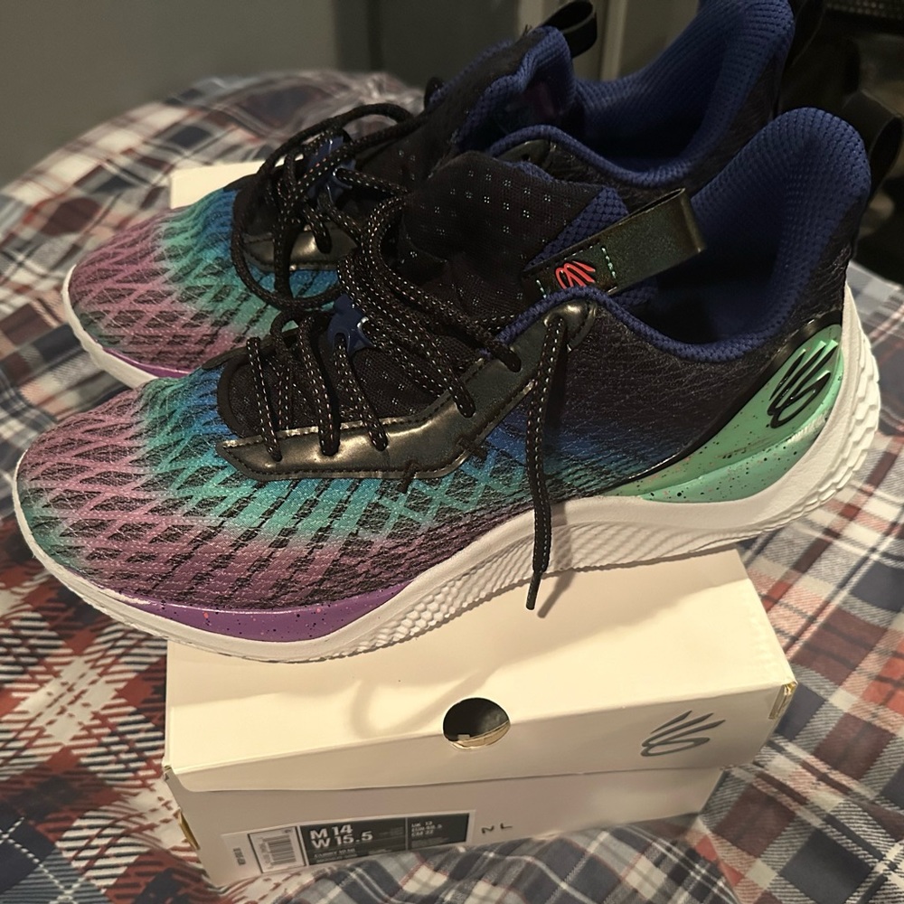 Curry 10 NL